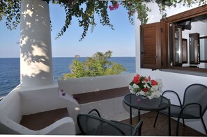 Double or Twin Room, Sea View | Terrace/patio - Hotel Villaggio Stromboli (Lipari)