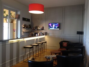 Bar (en la propiedad)