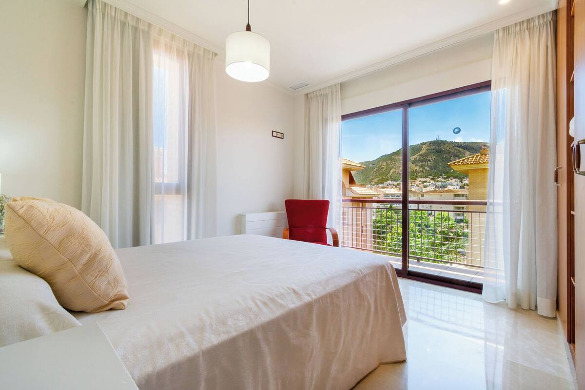 1 chambre, couette en duvet d'oie, coffres-forts dans les chambres