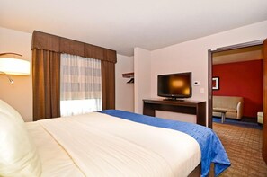 Pillow-top beds, minibar, in-room safe, desk - Astoria Hotel and Event Center (Dickinson)