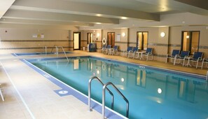 Indoor pool - Astoria Hotel and Event Center (Dickinson)