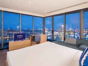 Ropa de cama de alta calidad y minibar