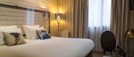 1 bedroom, premium bedding, desk, blackout drapes