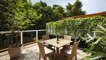 Deluxe Double Room, Terrace | Terrace/patio