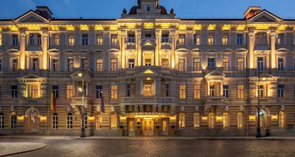 Grand Hotel Vilnius, Curio Collection by Hilton