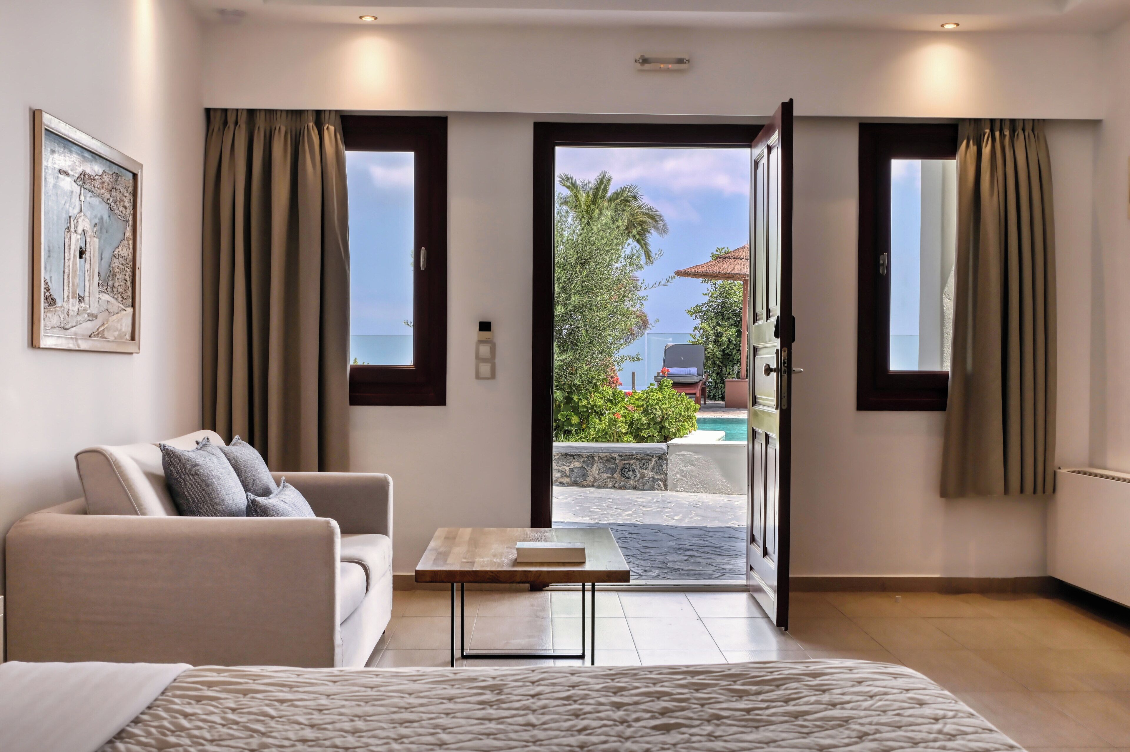 In-room safe, individually decorated, individually furnished, desk