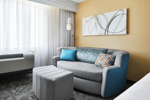 Escritorio, tabla de planchar con plancha, cunas gratuitas y wifi 