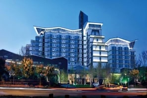 Exterior - Grand Metropark Universal Dinosaur Town Hotel (Changzhou)