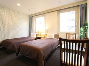 書桌、熨斗/熨衫板、免費 Wi-Fi、床單