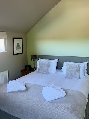 Doppia Luxury, bagno in camera, vista giardino