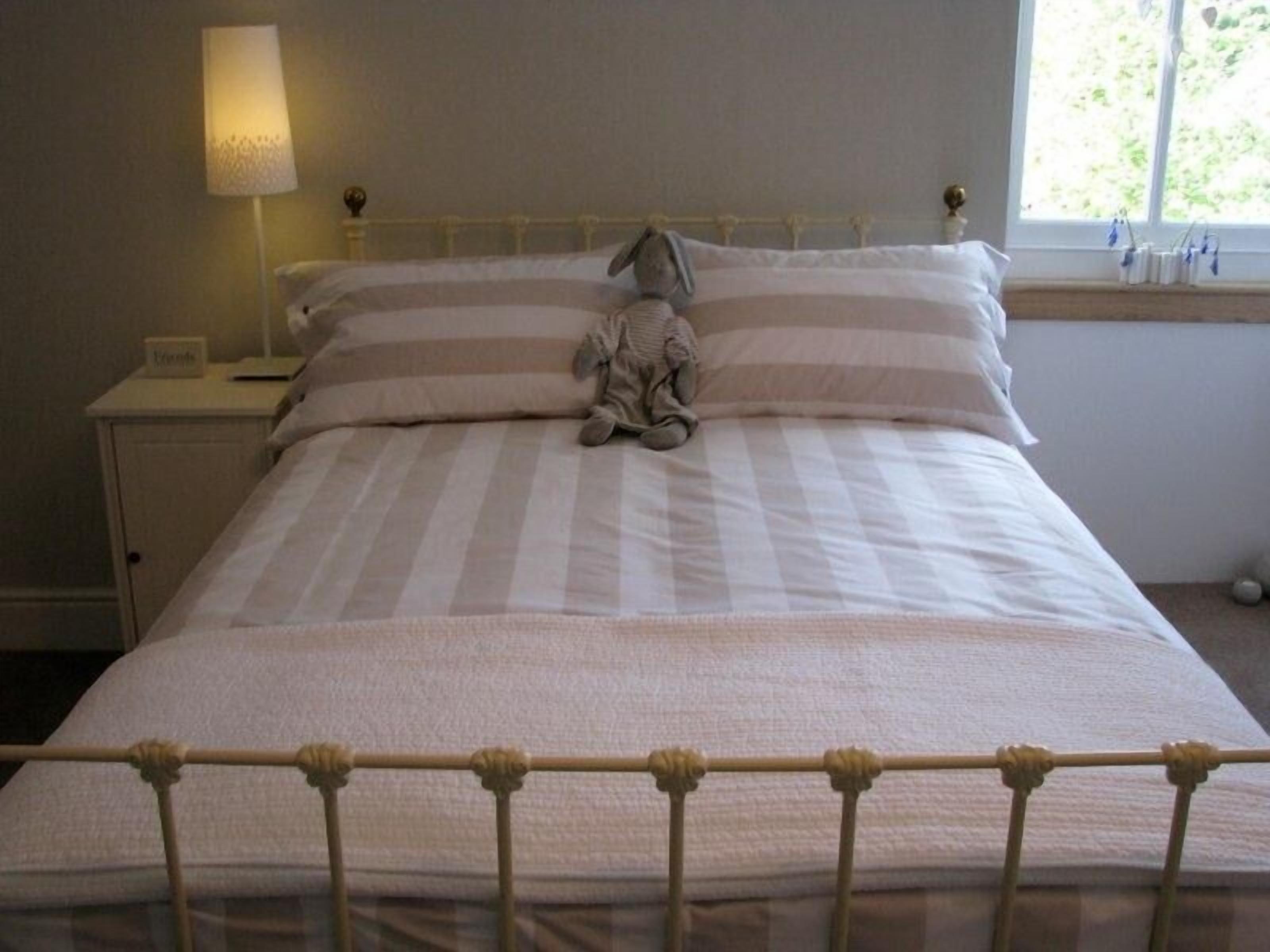 Standard Room, 1 King Bed with Sofa bed (The Snug)