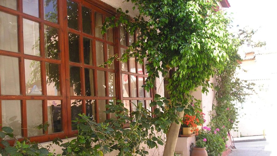 Tina Economy Hotel