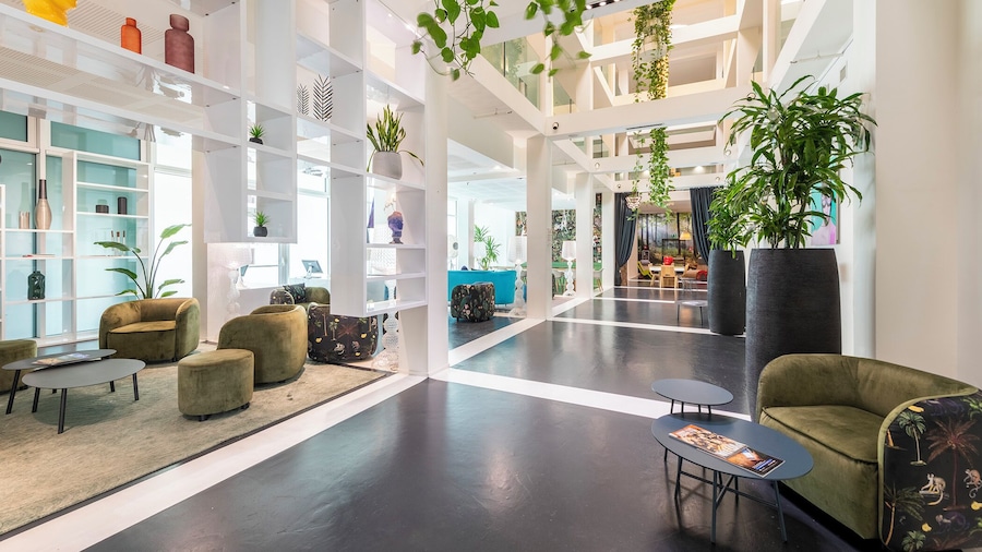 MO.OM Hotel