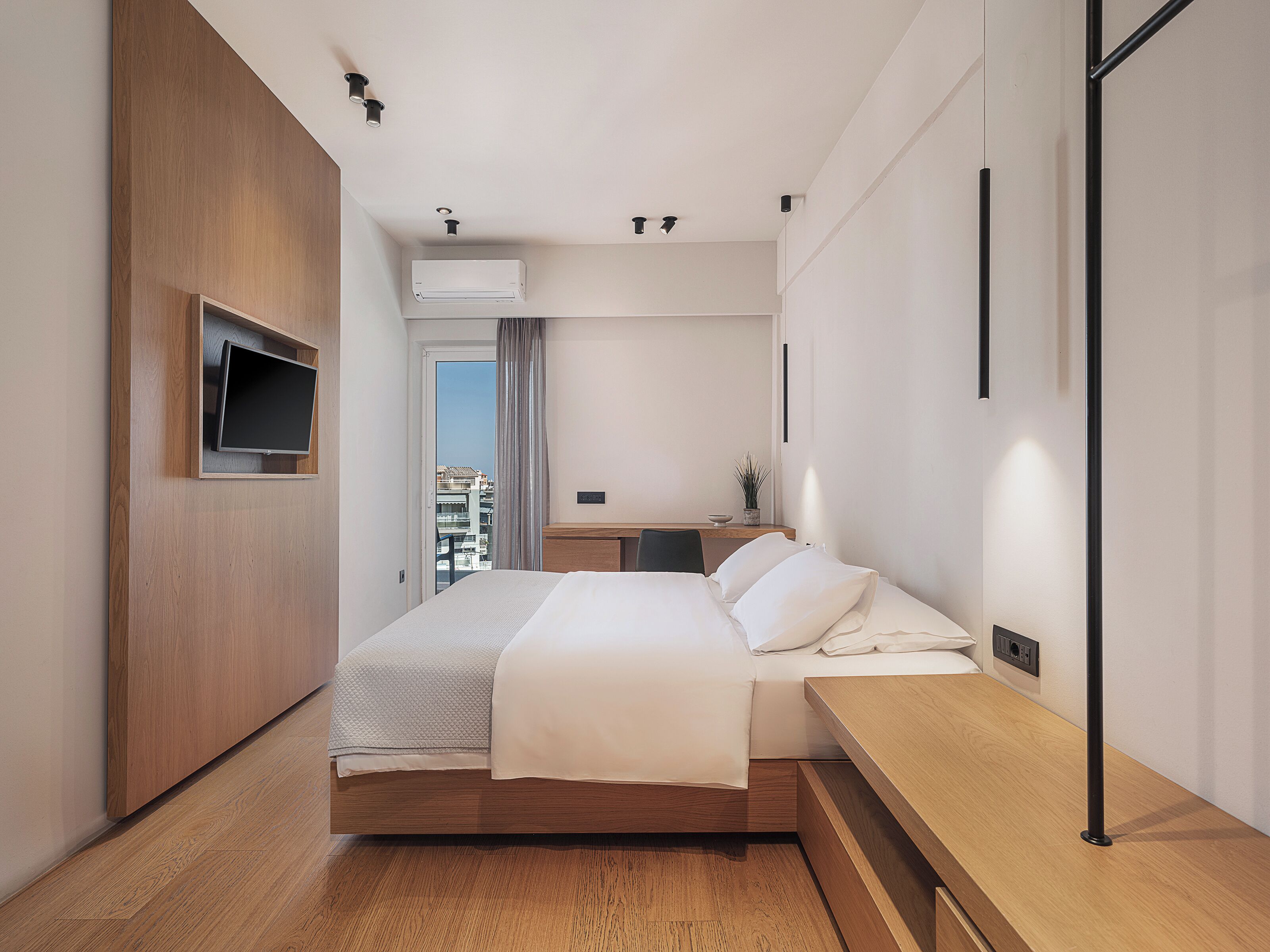 Habitación doble Deluxe | Escritorio, espacio para trabajar con laptop y insonorización 