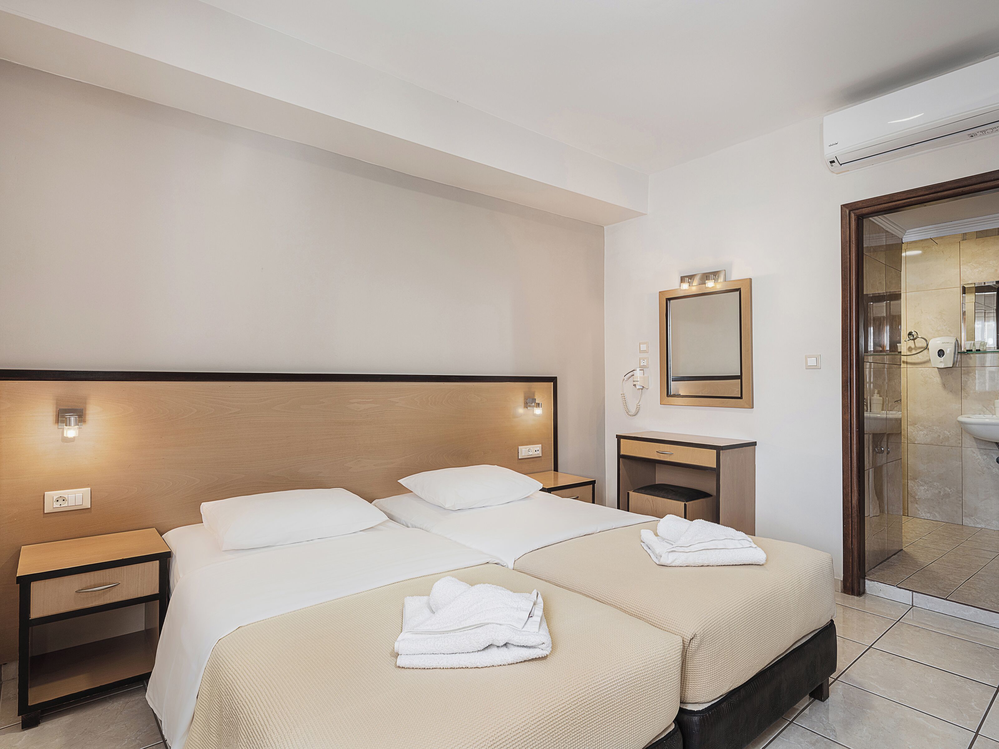 Foto - Theofilos City Hotel