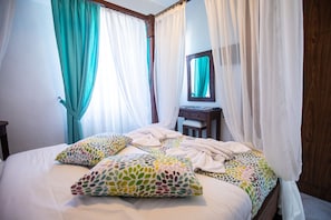 Apartment, 1 Bedroom | 1 bedroom, premium bedding, in-room safe, individually decorated - Kastro Apartments (Mylopotamos)