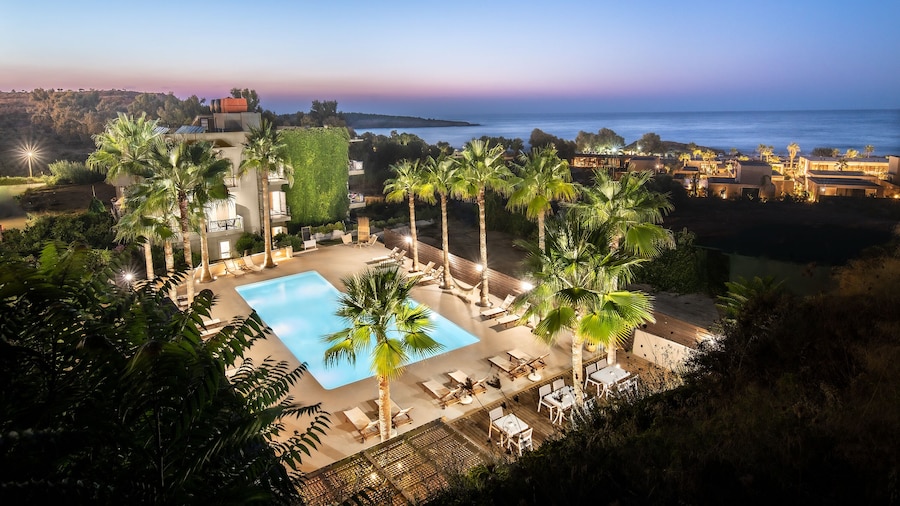Sea View Hotel & Apartments