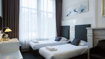 Standard Double Room | In-room safe, desk, blackout drapes, iron/ironing board