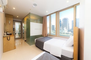 Superior Twin Room | In-room safe, desk, soundproofing, free WiFi