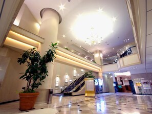 Lobby - Sasebo Washington Hotel (Sasebo)