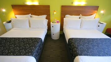 Standard Room, 2 Double Beds