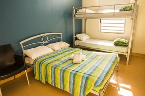 WiFi - Melaleuca on Mitchell Backpacker Accommodation (Darwin)