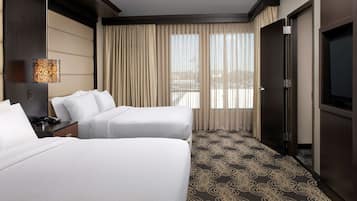 Premium bedding, in-room safe, desk, blackout curtains