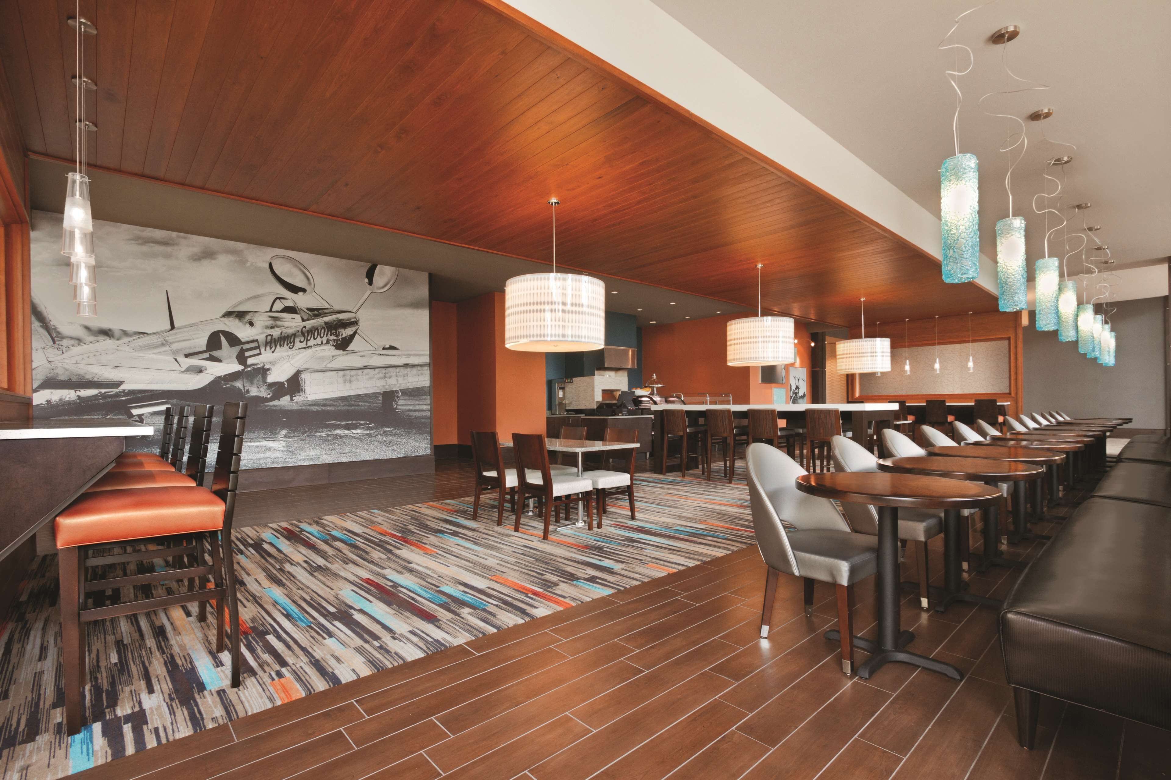 Photo - Embassy Suites by Hilton Knoxville West