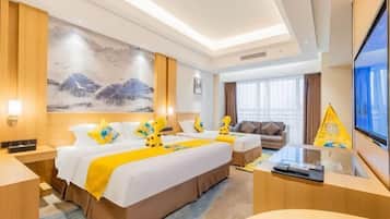 Minibar, in-room safe, alarm clocks