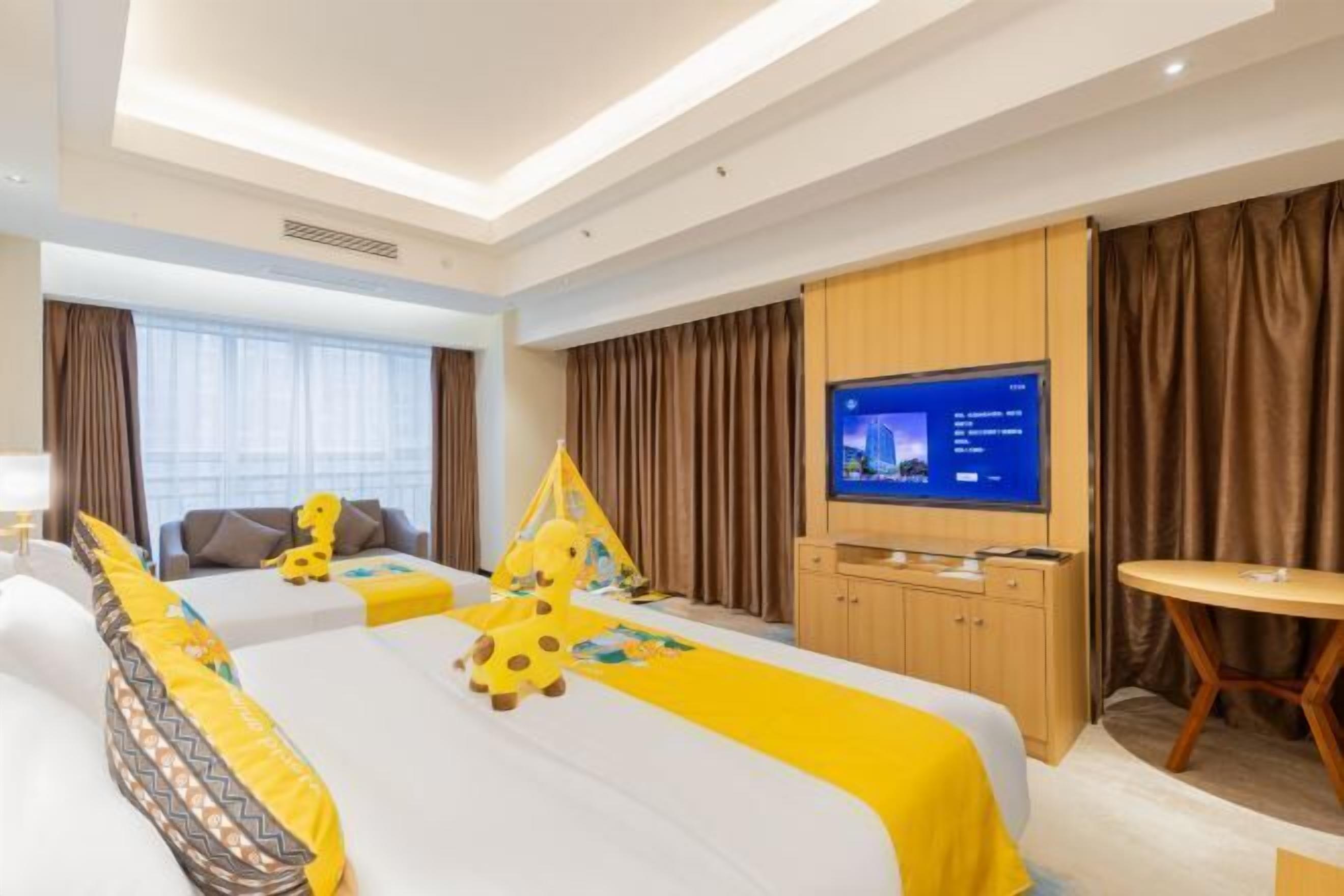 Minibar, coffres-forts dans les chambres, réveils