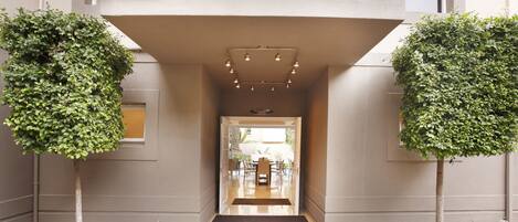 Entrée de l’hébergement