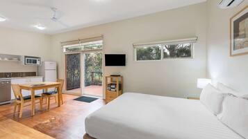 In-room safe, blackout curtains, iron/ironing board, free WiFi