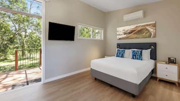 In-room safe, blackout curtains, iron/ironing board, free WiFi