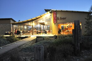 Se sirven desayunos, almuerzos y cenas