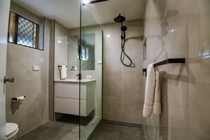 Deluxe Garden Room
