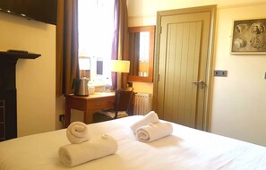 Standard Double Room, Ensuite (Room 5 Second floor)