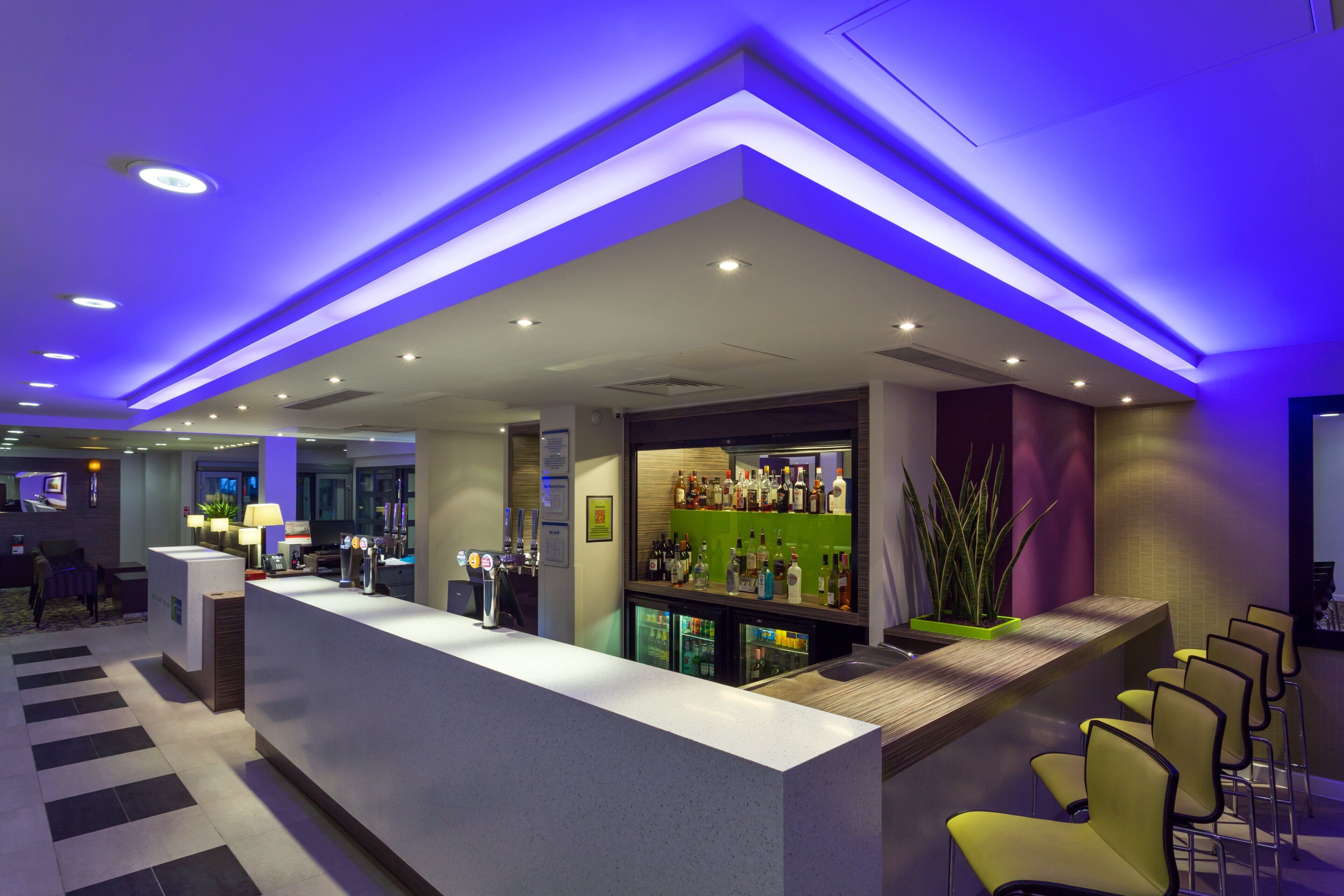 Foto - Holiday Inn Express Harlow by IHG