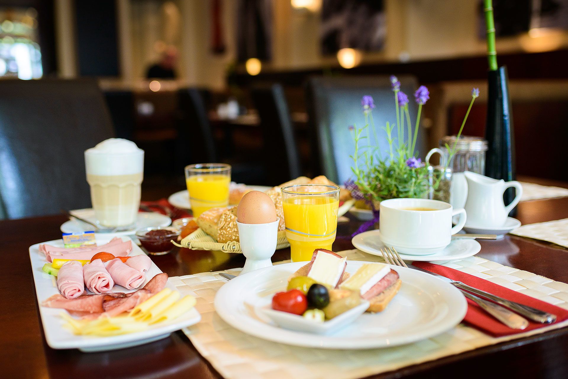 daily buffet breakfast (eur 15 per person)