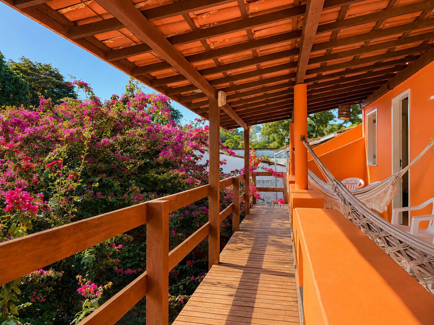 Quarto triplo conforto | Frigobar, Wi-Fi de cortesia, roupa de cama