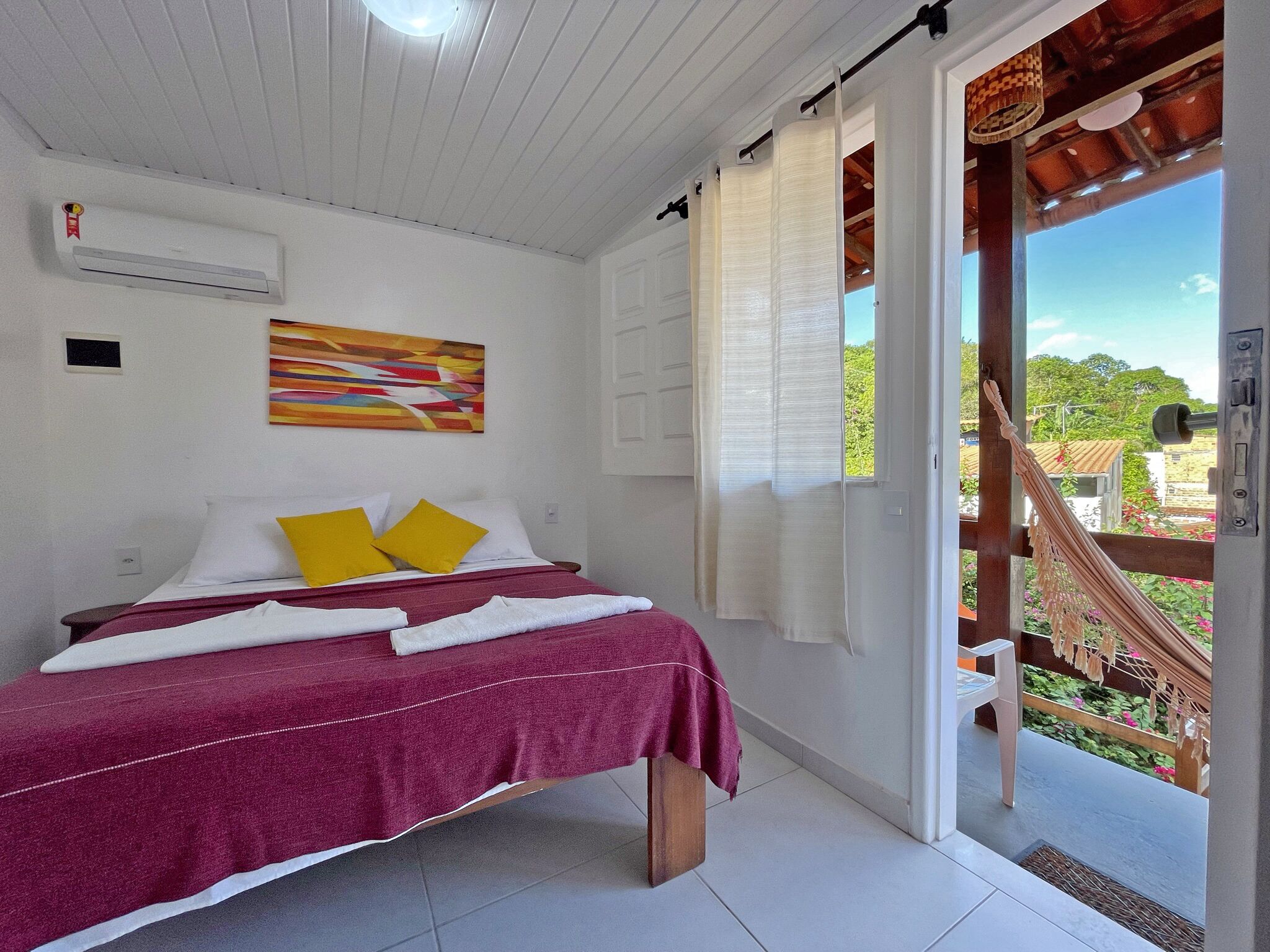 Quarto casal superior | Frigobar, Wi-Fi de cortesia, roupa de cama