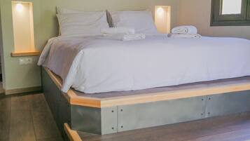 Suite pour 2 personnes | 2 chambres, coffres-forts dans les chambres, décoration personnalisée