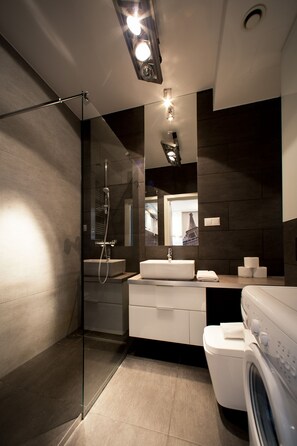 Egyptian cotton sheets, premium bedding, individually decorated - Platinum Towers E-Apartments (Warsaw)