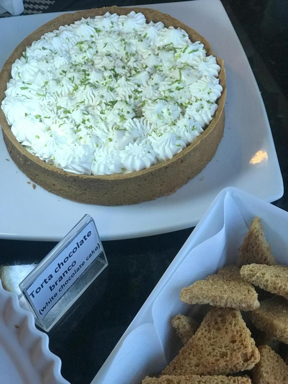 餐飲