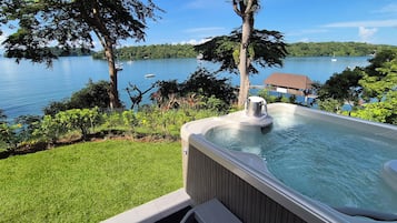 Bangalô luxo, de frente para o mar | Terraço/pátio
