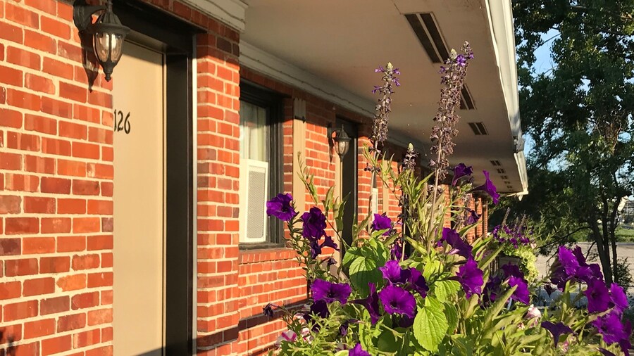 芙卢厄汽车旅馆及公寓