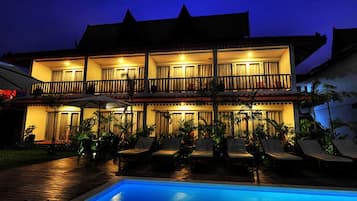 Front of property – evening/night