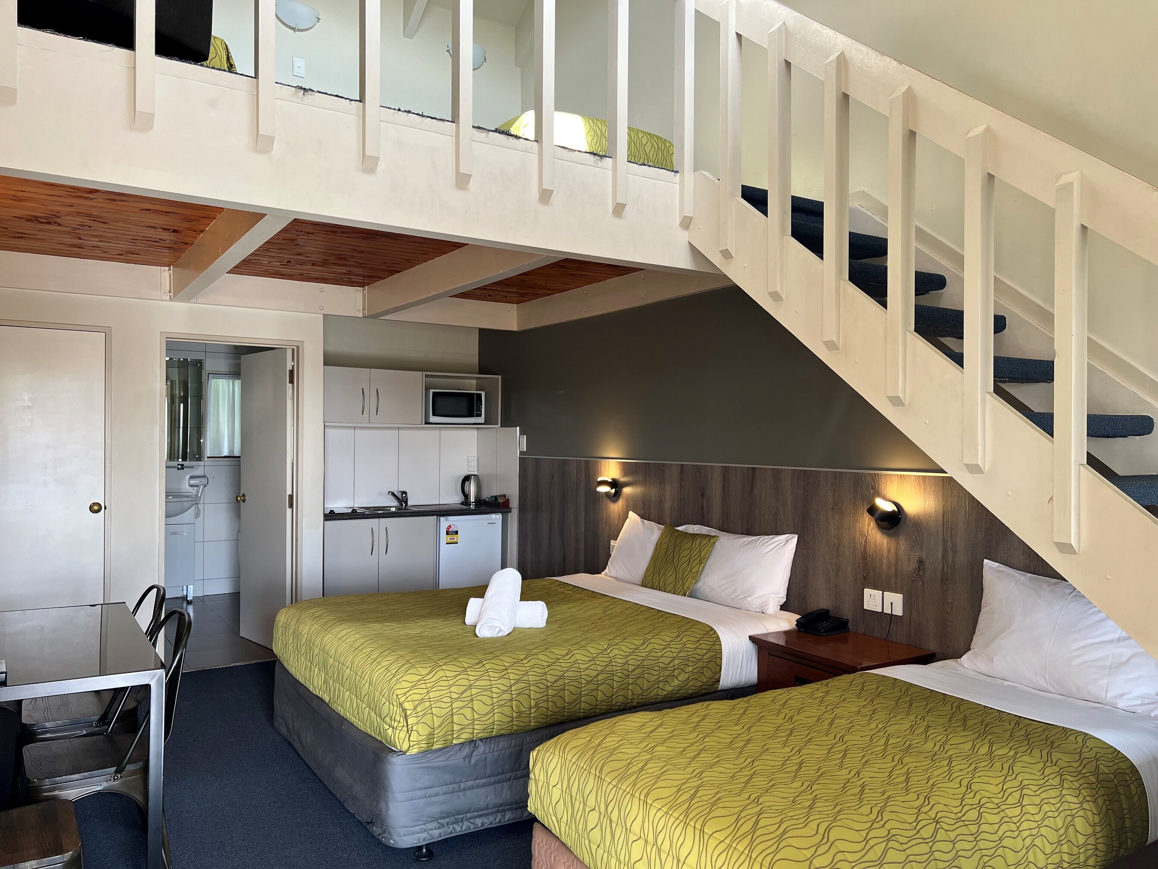 Family Room, Jetted Tub (1 Queen and 3 Singles) | Premium bedding, down duvets, Select Comfort beds, desk