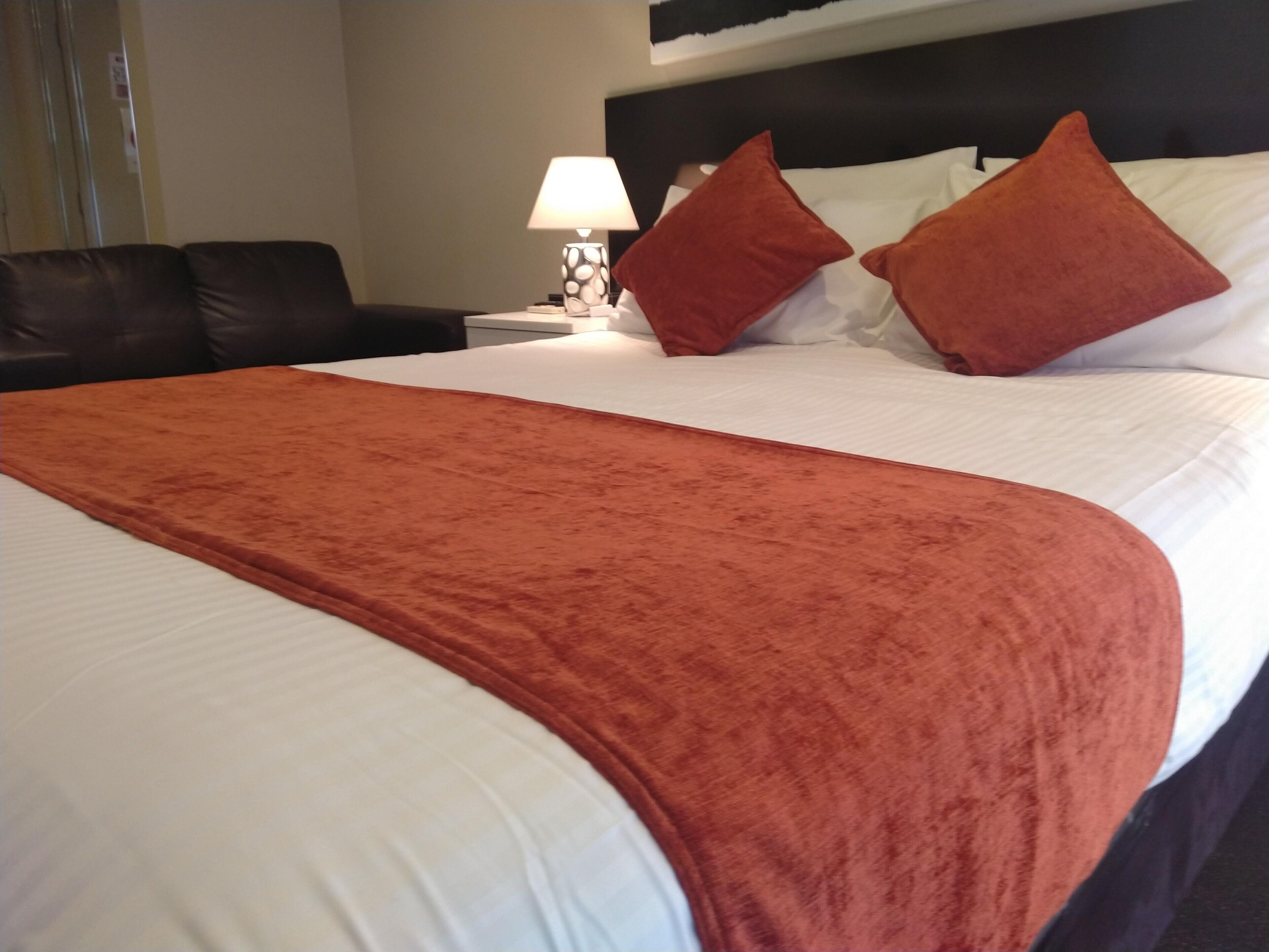 Apartments on Chapman — image 9