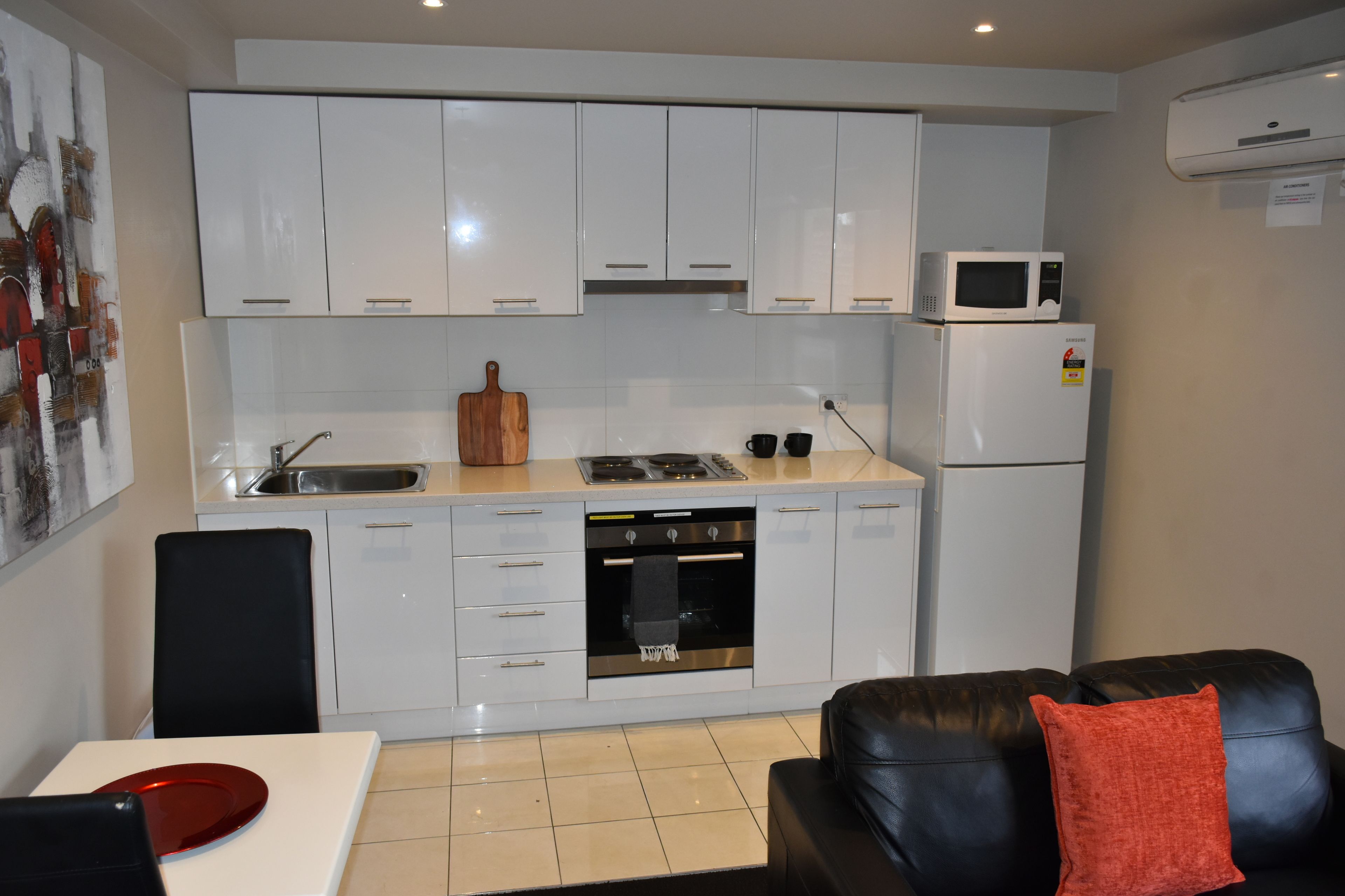 Apartments on Chapman — image 11