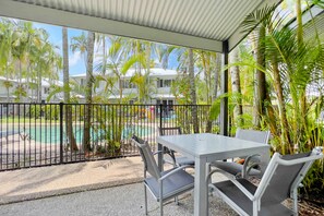 Townhouse (Two Bedroom) | Terrass/Patio